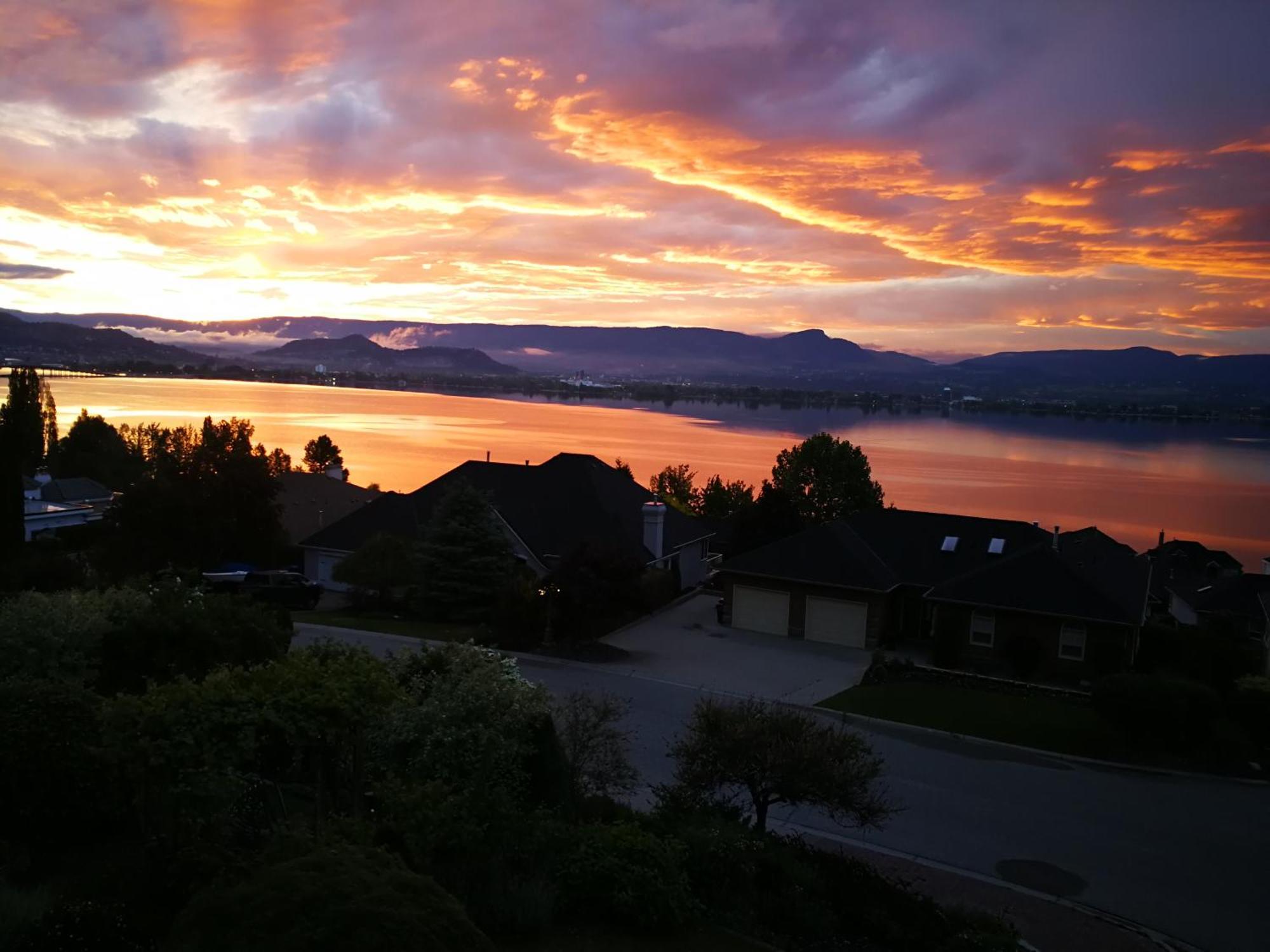 Apartament Casa Grande Lakeview House West Kelowna Pokój zdjęcie