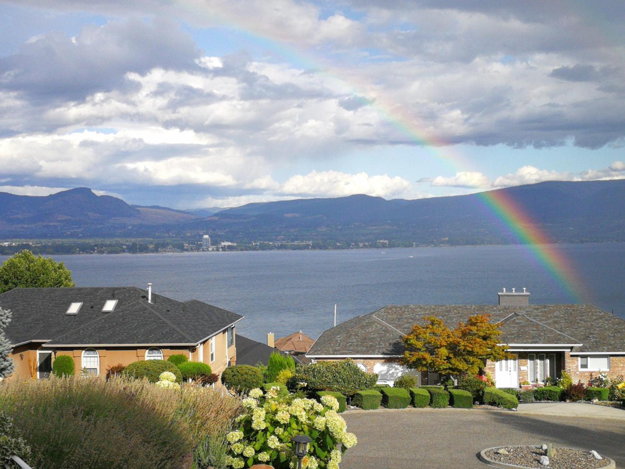 Apartament Casa Grande Lakeview House West Kelowna Pokój zdjęcie